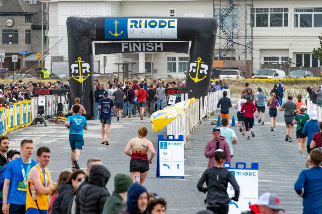 Finish line spectators